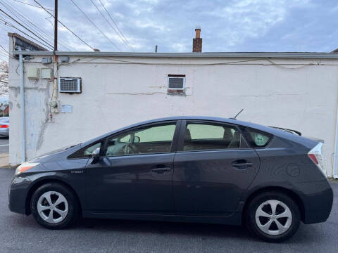 2013 Toyota Prius Three