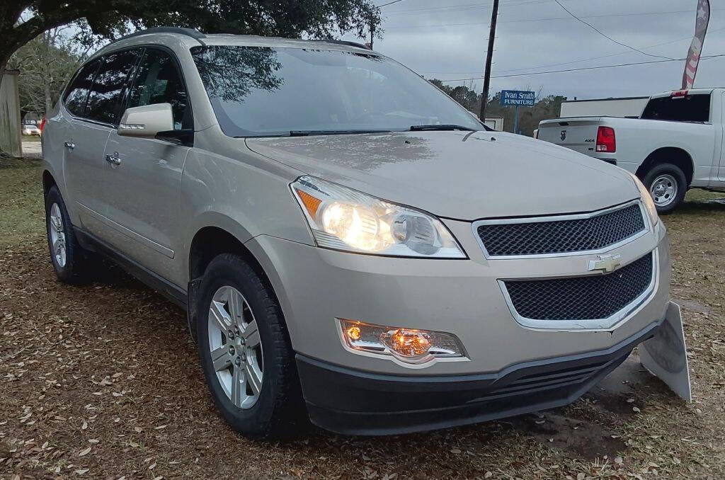 2011 Chevrolet Traverse for sale at Theron's Auto Sales, LLC in Deridder, LA