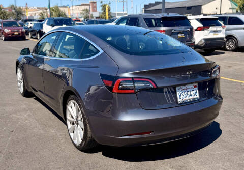 2020 Tesla Model 3 Standard Range Plus