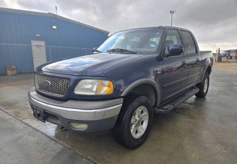 2002 Ford F-150 XLT photo 3