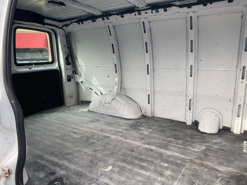 2019 Chevrolet Express 2500