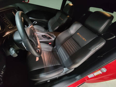 2015 Dodge Challenger R/T Plus Shaker