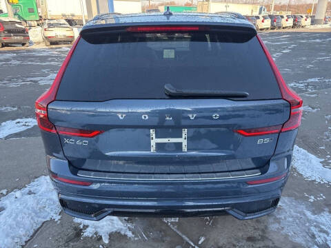 2026 Volvo XC60 B5 Plus