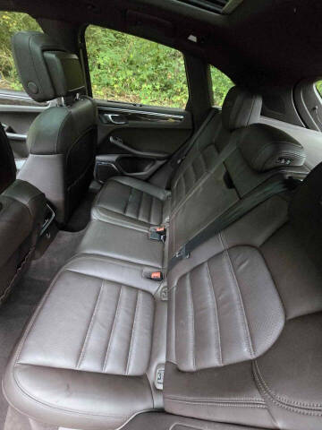 2017 Porsche Macan GTS