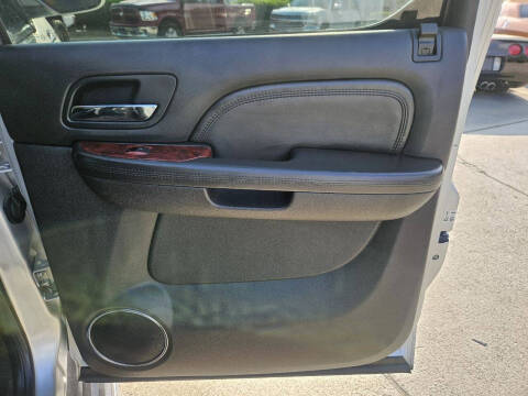 2011 Cadillac Escalade ESV Luxury