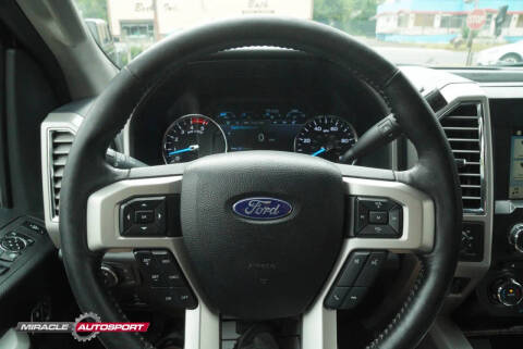 2017 Ford F-350 Super Duty Lariat