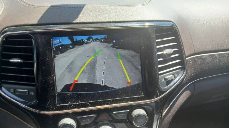 2019 Jeep Grand Cherokee Summit