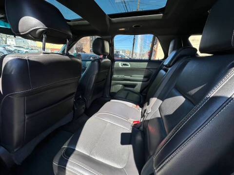 2014 Ford Explorer Sport