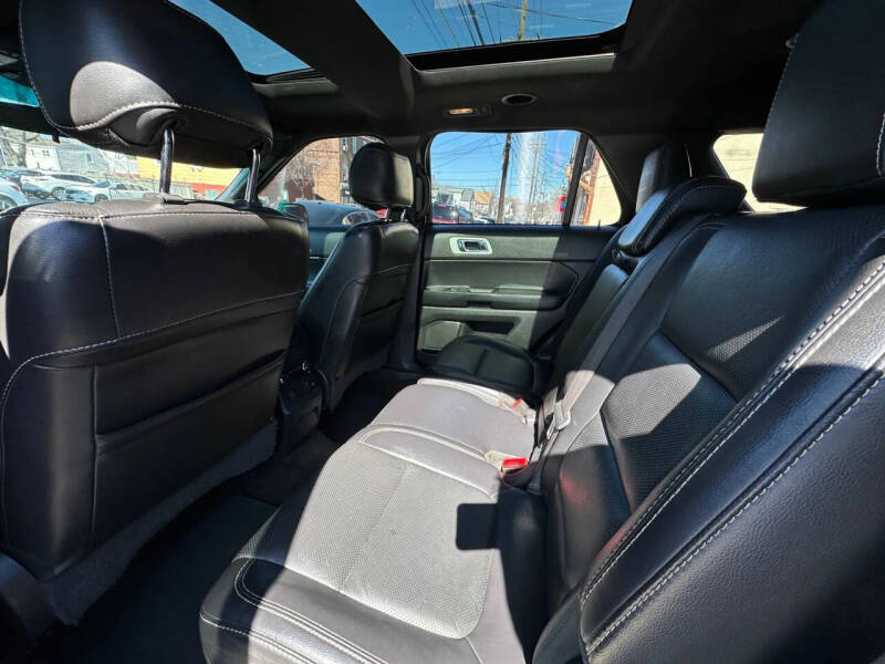 2014 Ford Explorer Sport