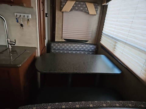 2015 Forest River Sierra