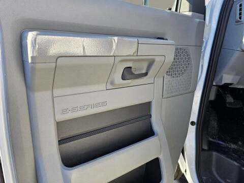 2025 Ford E-Series