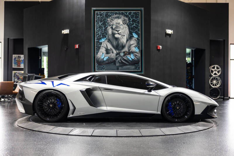 2016 Lamborghini Aventador LP 750-4 SV