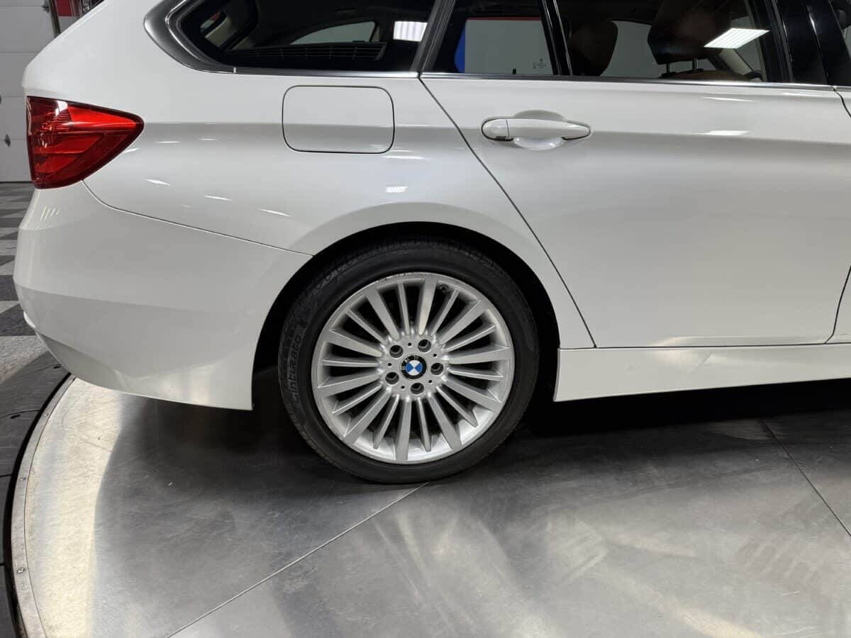 2014 BMW 3 Series 56