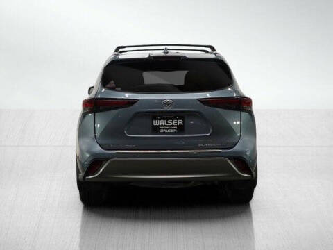 2024 Toyota Highlander Platinum