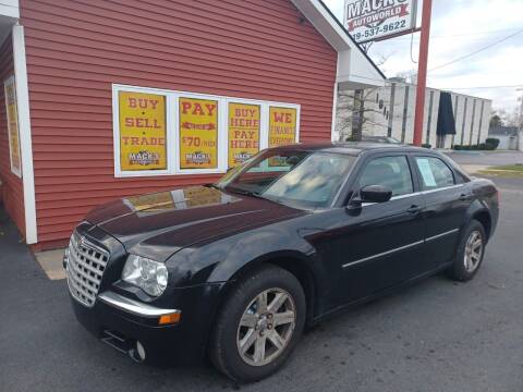 2007 Chrysler 300 for sale at Mack's Autoworld in Toledo OH