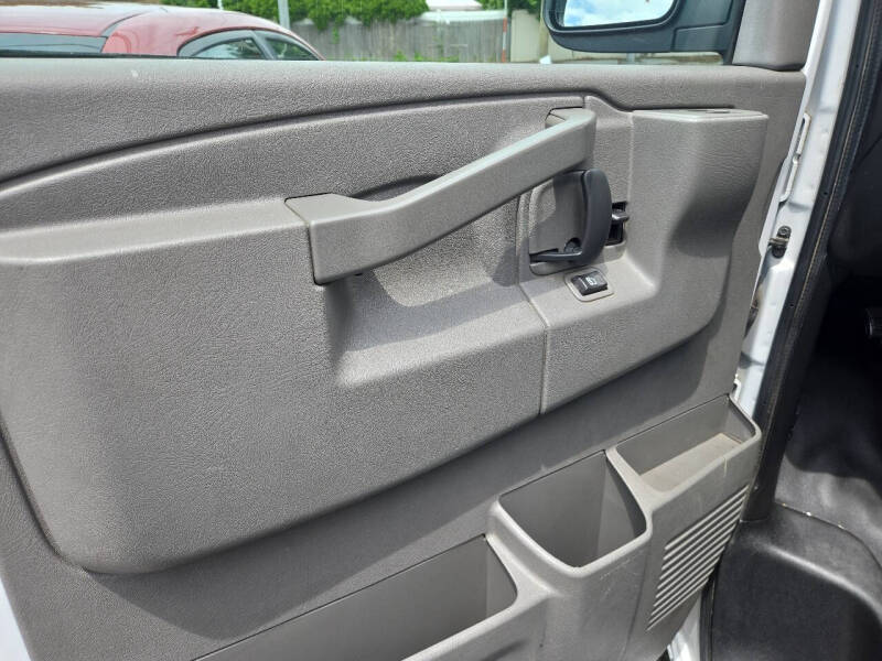2019 Chevrolet Express 2500
