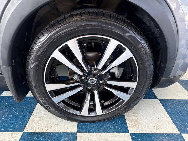 2019 Nissan Kicks SR