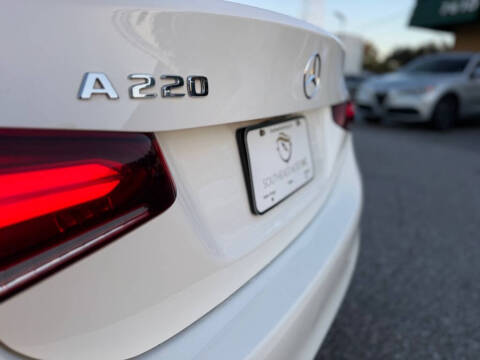 2021 Mercedes-Benz A-Class A 220