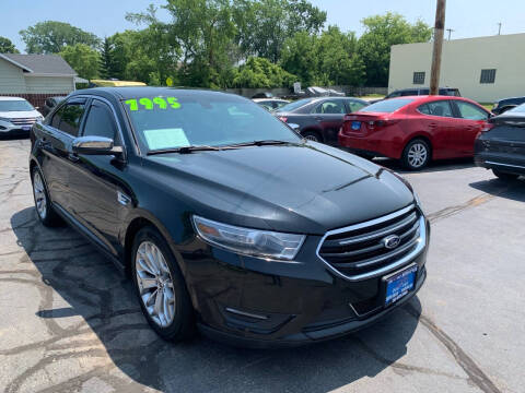 2013 Ford Taurus for sale at DISCOVER AUTO SALES in Racine WI