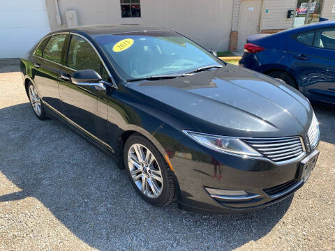 2015 Lincoln MKZ for sale at Court House Cars, LLC in Chillicothe OH