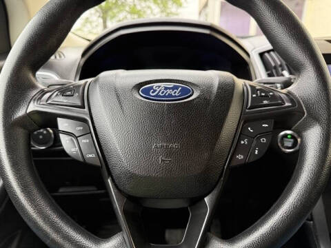 2020 Ford Edge SE