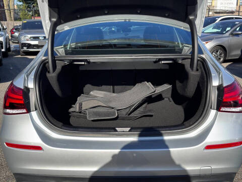 2022 Mercedes-Benz A-Class A 220 4MATIC