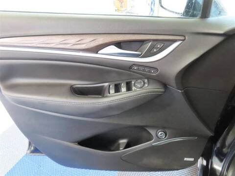 2022 Buick Enclave Avenir