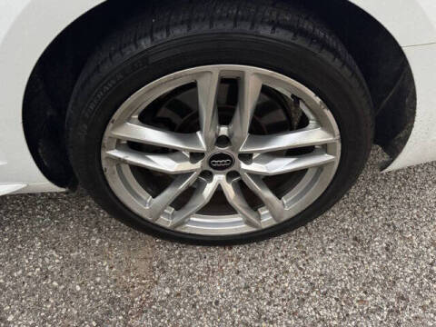 2017 Audi A4 2.0T quattro Premium