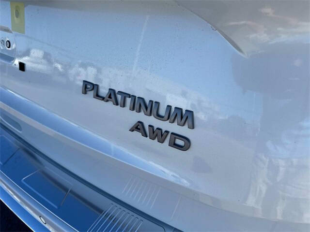 2025 Nissan Rogue Platinum