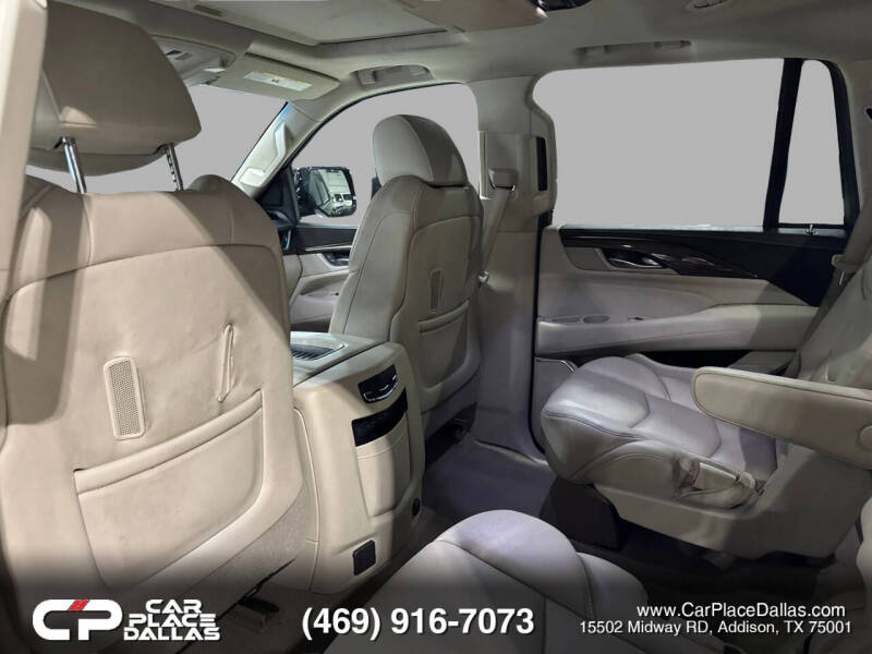 2019 Cadillac Escalade Luxury