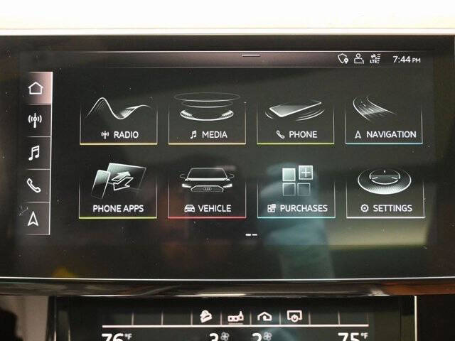 2019 Audi e-tron quattro Premium Plus