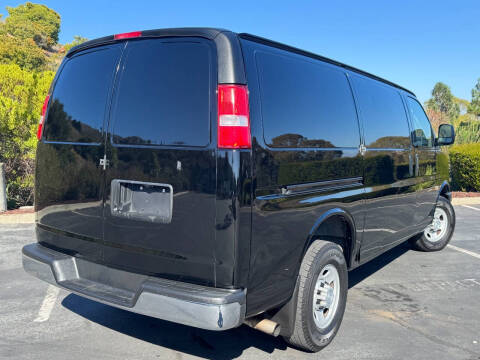 2017 Chevrolet Express 2500
