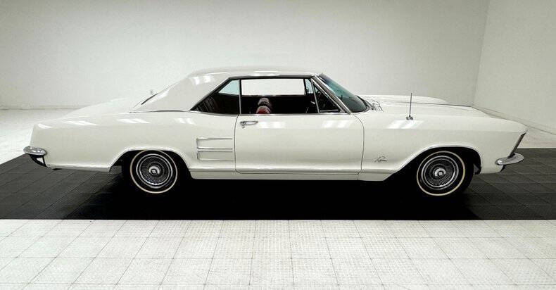 1963 Buick Riviera