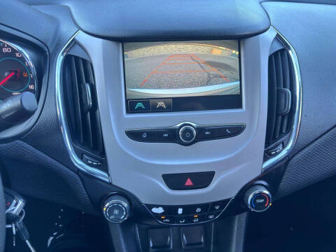 2017 Chevrolet Cruze LS Auto