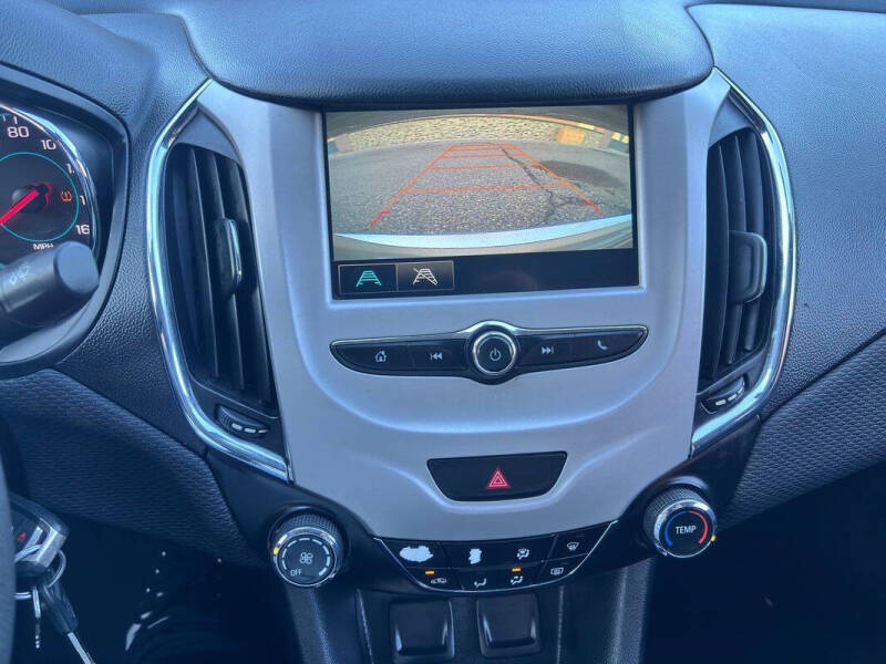 2017 Chevrolet Cruze LS Auto