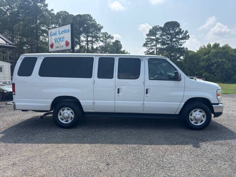 2013 Ford E-Series E-350 SD XLT