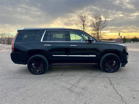 2017 Cadillac Escalade Premium Luxury