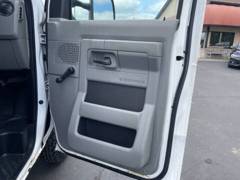 2011 Ford E-Series E-150