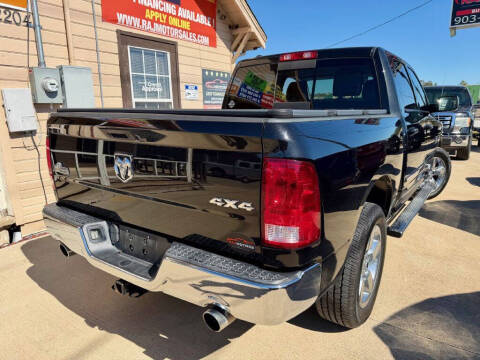 2017 RAM 1500 SLT