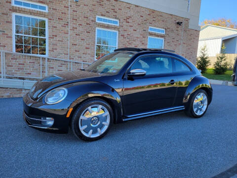 2013 Volkswagen Beetle for sale at John Huber Automotive LLC in New Holland PA