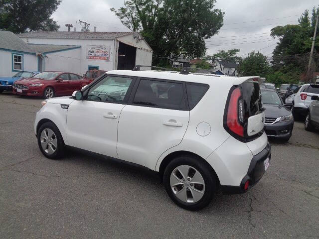 2016 Kia Soul +
