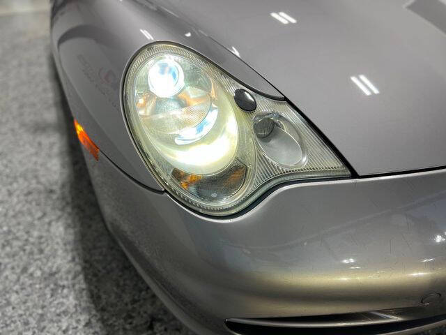 2002 Porsche 911 Carrera 4