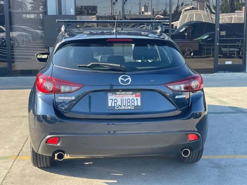 2016 Mazda MAZDA3 i Sport