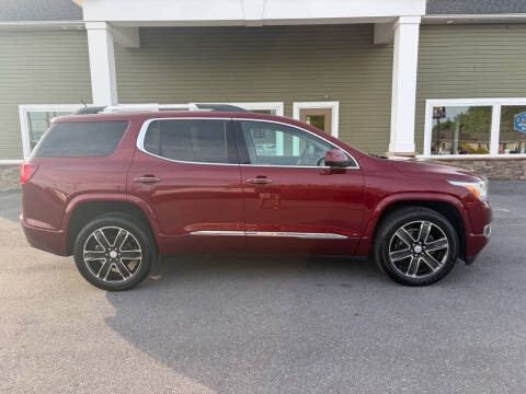 2017 GMC Acadia Denali