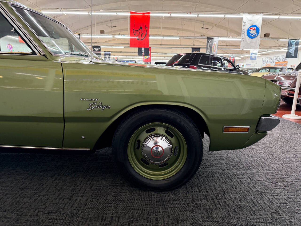 1971 DODGE DART 43
