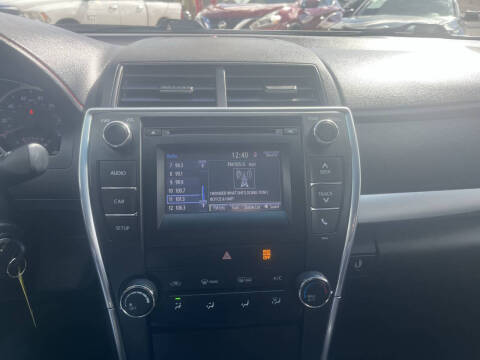 2017 Toyota Camry LE