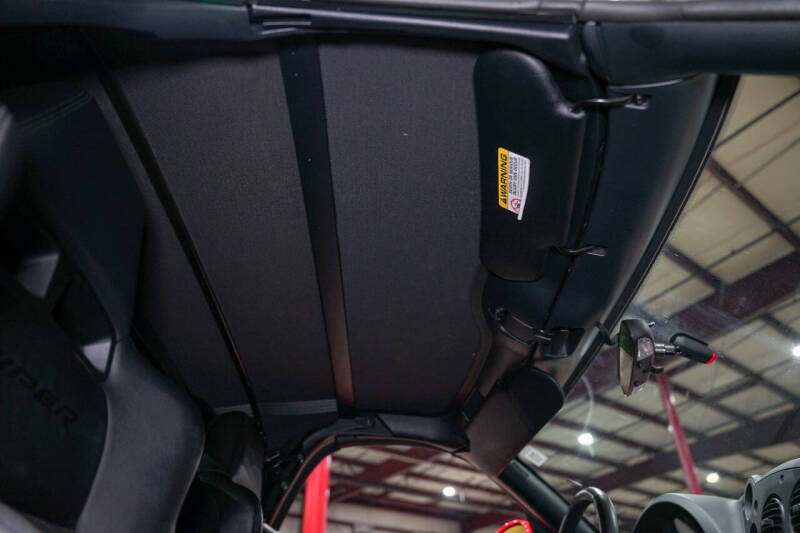 2004 Dodge Viper SRT-10