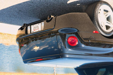 2004 Chevrolet SSR LS