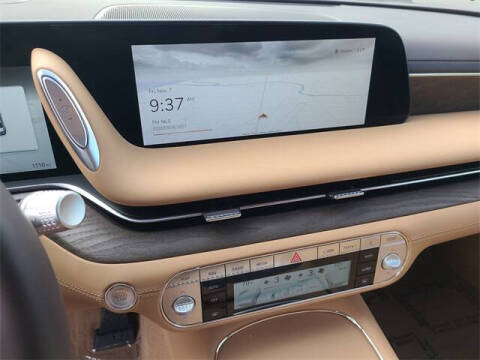 2025 Genesis G90 3.5T e-Supercharger