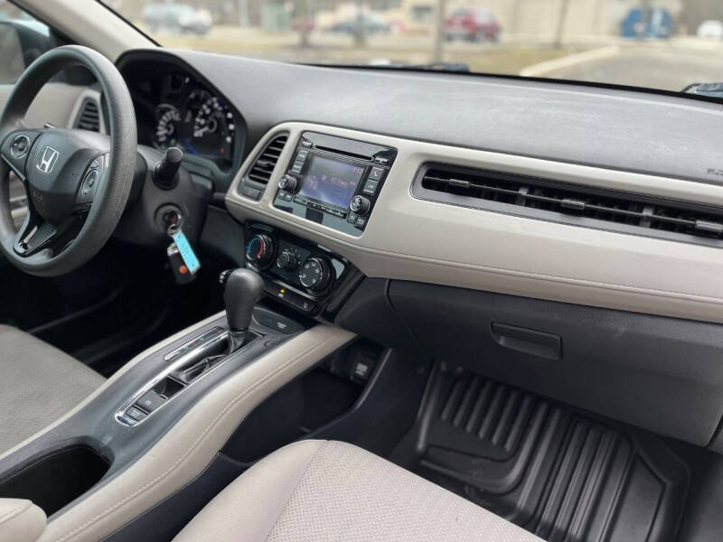 2017 Honda HR-V LX